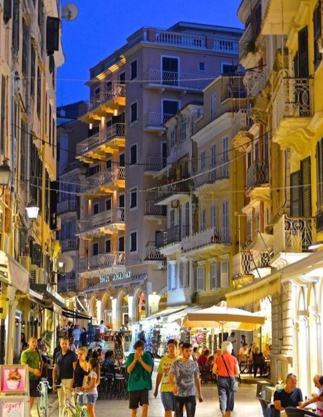 στη γειτονιά μας Analipsis (Corfu)