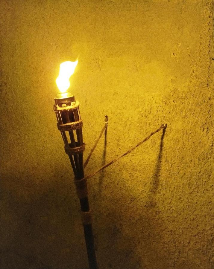 στη γειτονιά μας Analipsis (Corfu)